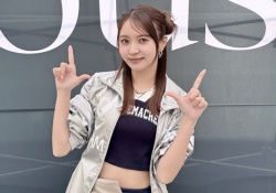 【朗報】元欅坂46の小林由依のライブ、人気がエグすぎる