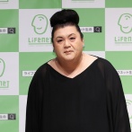 【緊急速報】マツコ・デラックス、食事は固形物を食べられず、今でも手が動かない深刻な状況が続く