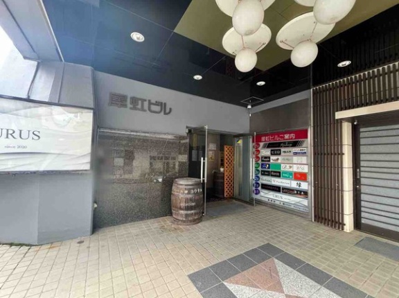 石川県金沢市片町に『Crepe BAR  えーじ。』なるクレープが食べれるバーがオープンしてる。