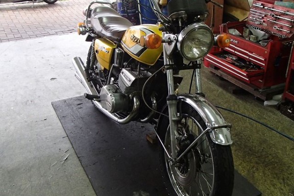 SUZUKI バイクシート gk7ca後期 ブラック/イエロー imgrc0077223200.jpg