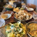 爽快な夏のテーブル。