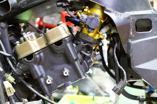 SECRET BASE RACING - ZX12R ターボ製作