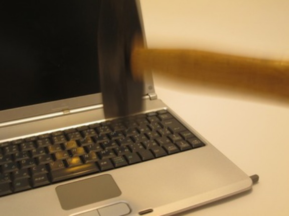 【緊急】ポルノ依存症ワイ、ついに『アレ』を実行に移す…