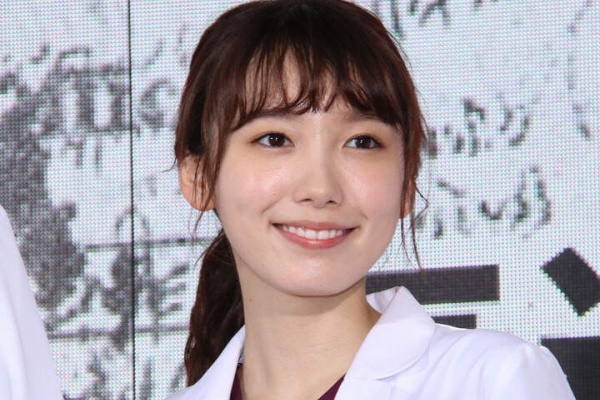 高身長女子速報 飯豊まりえ167cm