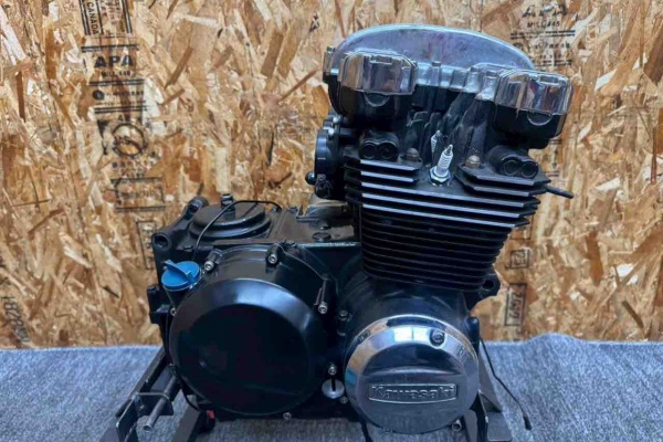Z400GP専門店 エムゼクト つねちゃんのブログ - z400gpヘッドカバー