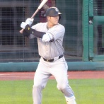 読売ジャイアンツ・岸田行倫←こいつ