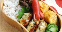 チキンの大葉チーズ焼き弁当【耳かき】