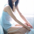 菅井友香のグラビア