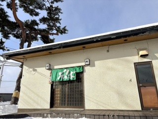 亀田郡七飯町鳴川4丁目 そば処 まるひで その4 串カツセット(串かつ・小ライス・たぬきそば)940円