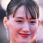【画像】綾瀬はるか（41歳）、カンヌで最新ドレス姿をお披露目