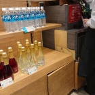 『シャトレーゼ本通店のワインとアップルパイ』の画像