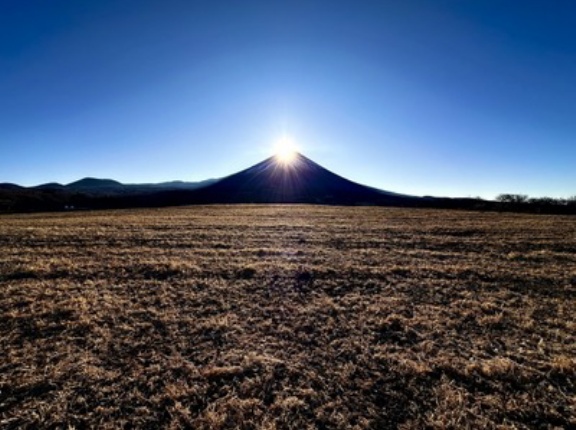 【衝撃】謎の人「くしゃみしたいな…せや！太陽見たろ！」 医師「あっ…」→