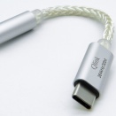 「Questyle Qlink-C」 32bit/384kHzのハイレゾ再生に対応。低ノイズ設計でスマホのサウンドを向上させる2千円台のオーディオアダプター【レビュー】