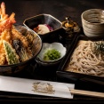 友達「ここの天丼が旨いんだよね」ワイ「はえ～楽しみやなぁ」