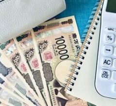 年金が上がっても、手取りは増えないって
