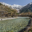 梓川越しに望む穂高連峰