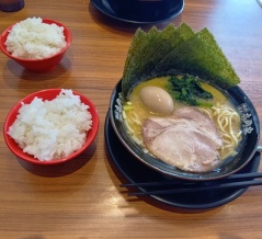 家系ラーメンのチェーン『壱角家』、ライス無料(期間限定記事)