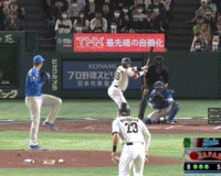 侍・村上　5番降格の第1打席は見逃し三振…