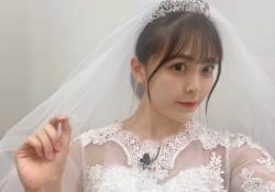 【画像】この花嫁仕様の柴田柚菜ちゃんがガチで可愛い件wwwwwwww