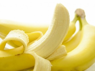 ソクラテス「ねぇそこの君！バナナ知ってる！？」通行人「！？ え、まあ知ってますけど...」