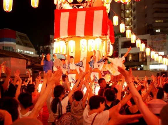 公園シネマやNew盆踊りに気球試乗も！『富山城址公園』で能登半島地震復旧工事完成記念イベント『城彩（じょうさい）』開催。8月23、24日。