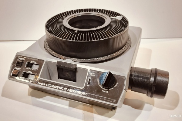 Extinct Media Museum Tokyo - Projector・Viewer・Editor：映写機
