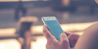 嫁「夫が痴漢追いかけて重傷になった……せや！」