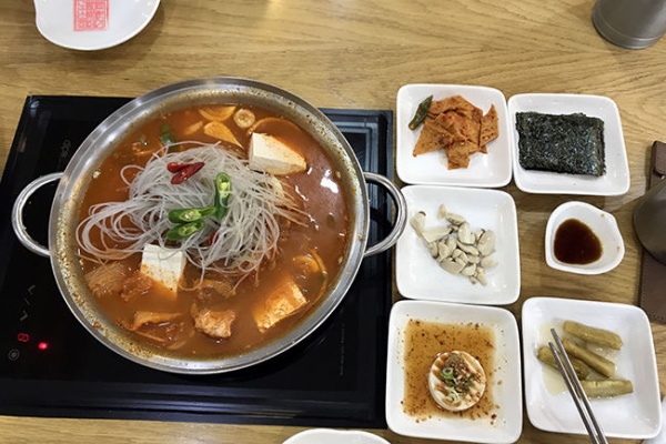 素朴な物語 韓国の食べ物