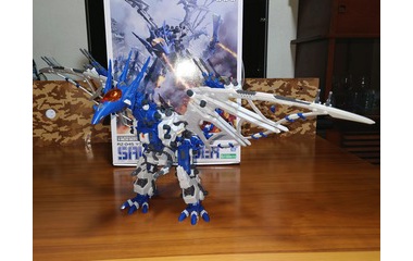 『壽屋ゾイド HMM063 RZ-045 サラマンダーの組立6回目!!脚部･2連装ミサイルの組立､そして､完成!!』の画像