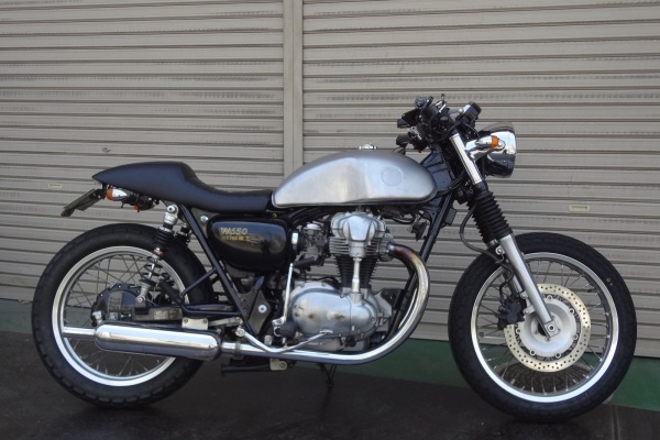 カワサキ W800 シート カスタム ワンオフ カフェ W650 W400