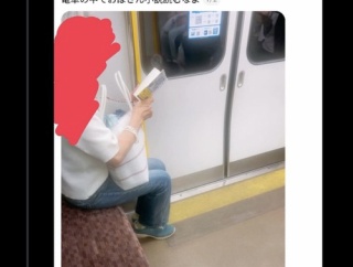 【衝撃】電車の乗客、めちゃくちゃな理由で盗撮され晒されるｗｗｗｗ