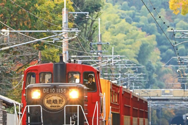鐵道写真公開所 参号機 - 嵯峨野観光鉄道