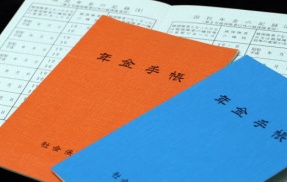 自民党「氷河期世代を救うために50歳以上が○○できるようにします！」→“パンがなければケーキを食べればよい”状態だと炎上…「年金はもうない」というメッセージだとも…