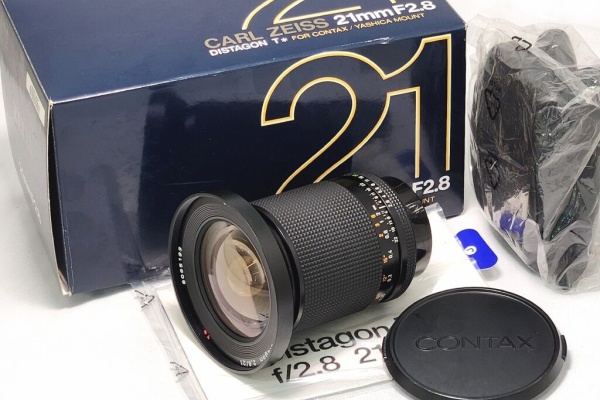 ピンクの猫 さま　CarlZeiss 300mm f4 Y/Cマウント コンタックス専門店 カメラの極楽堂 - Y/Cレンズ（ツァイス）