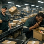 【悲報】ヤマト運輸の外国人スタッフ、荷物を投げたり中身を勝手に食べたりが当たり前になってる模様