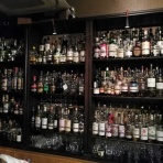                大阪梅田お初天神 食べれるBarパラディ  ～ウイスキー400酒と日本酒×旨いアテで    口福倍増計画～