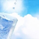 【画像あり】プール用の透明マスク誕生！泳いでもずれなくて注文殺到ｗｗｗｗ