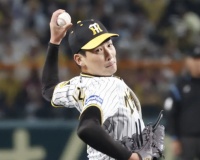岩崎優『8登板で防御率1.13、6セーブです』ライマル『6登板で防御5.06、5セーブです』