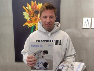 【発売中】カルペディエム自由が丘のオリジナルマガジン『Freedom Hill Magazine』【ブラジリアン柔術】