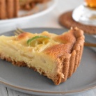 ホットケーキミックスで簡単！リンゴのアーモンドタルト