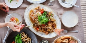 手抜きでゴメンと謝ってきた兄嫁の料理が、母親の料理より綺麗でおいしい。この料理って手抜きなのか学生の私に教えてくれ