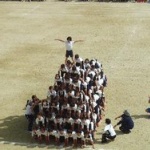 大阪市“全国ではじめて”組体操ピラミッド禁止へ　俺「なんで国で全面禁止できないの？」