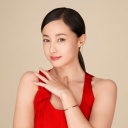 沢尻エリカ、美デコルテ映える真っ赤な輝き 美しさを保つために意識していることは「心を鍛える」