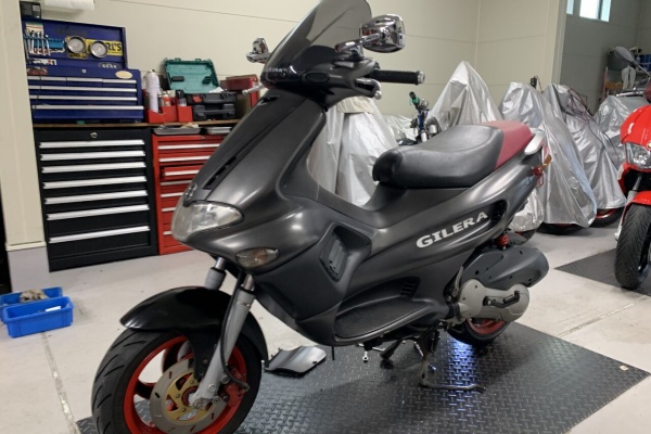 ジレラ ランナー ST200 12400キロ