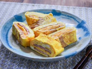 ベーコンとチェダチーズの玉子焼き&最後の1個は・・・