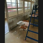 中学校のホームルーム中　教室の天井が剝がれ生徒の机に落下… 座席の生徒はその日欠席で無事