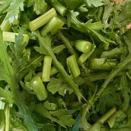 春菊と鰹のたたきのおつまみサラダ