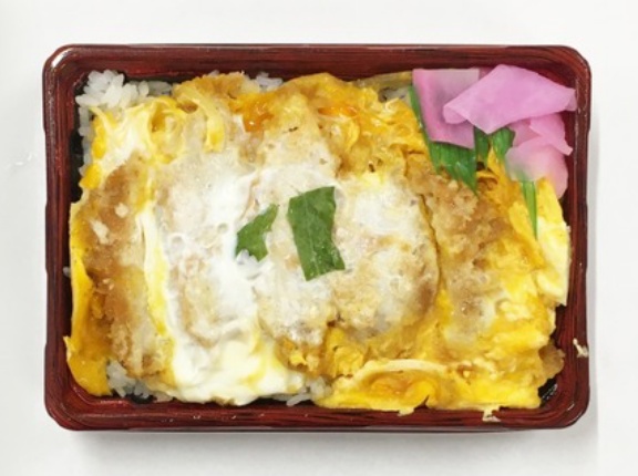 スーパーの「カツ丼」って割と美味いよな