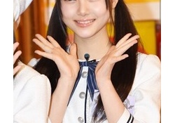 伊藤理々杏(23)岩本蓮加(22)←これwwwwwwwww