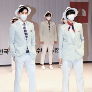 深さ約00メートルの峡谷に向かって漕ぐ大型ブランコ 鎖が切れ女性2人が落下 露 動画あり まとめてニュースほっこり